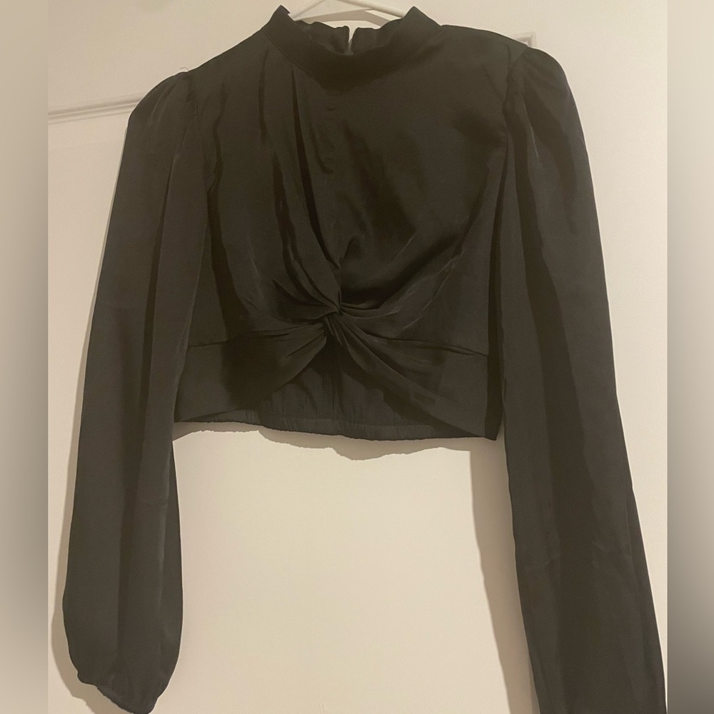 Mixed Threads Los Angeles Black Satin Long Sleeve Cropped Blouse